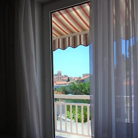 & Dolac * Hvar Town